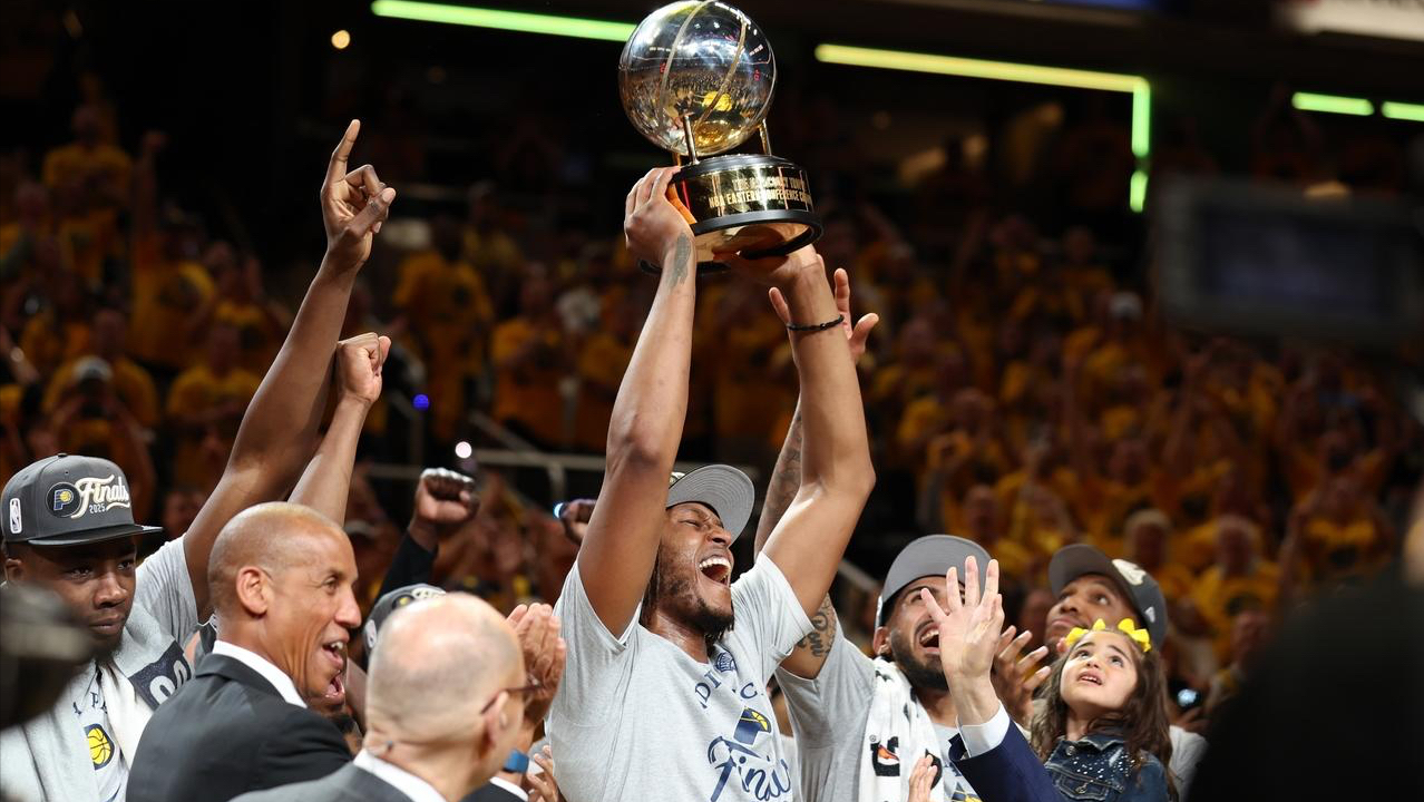 赛地聚焦：NBA季后赛赛前热度飙升，纽约尼克斯豪取连胜，质疑声仍在，更衣室氛围转暖的简单介绍悦盈官方网址