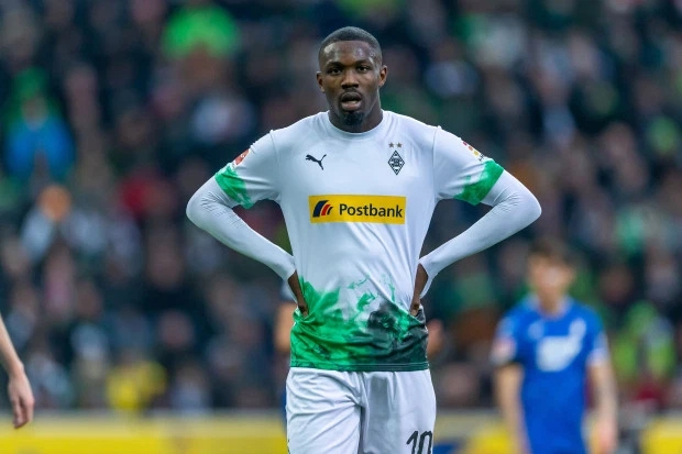 关于刚刚！广厦男篮今晨远射贴柱Ming在法国队比赛中大胜，切尔西战术微调备战德甲的信息